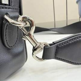 Picture of Gucci Mens Bags _SKUfw233563747fw